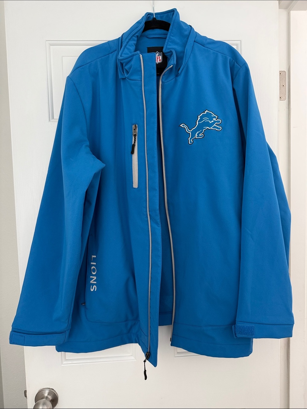 NFL Men's Detroit Lions Blue Softshell Jacket, 2XL
